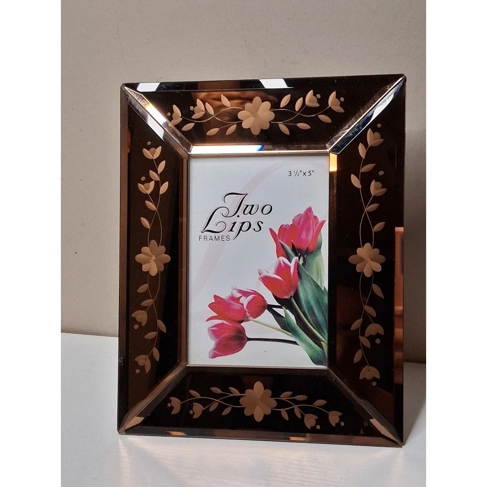 Two Lips Frames Beveled Mirrored Glass Picture Frame 3.5 x 5 Floral Etched Bronz